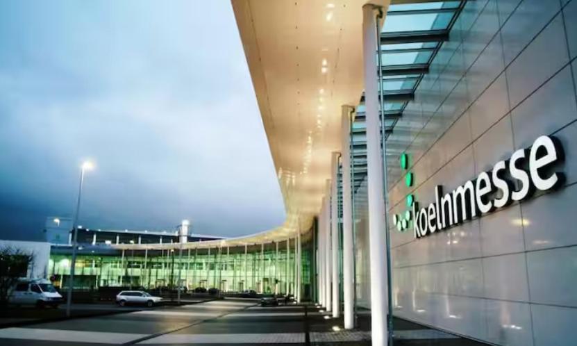 Privates City-apartement Nah Der Messe Und Lanxessarena Apartamento